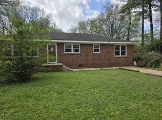 2205 Oakwood Ave NW, Huntsville, AL 35810