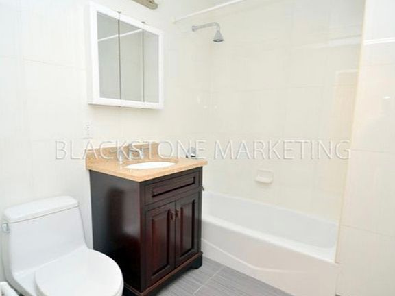 2nd image of 2205 3rd Ave APT 11E