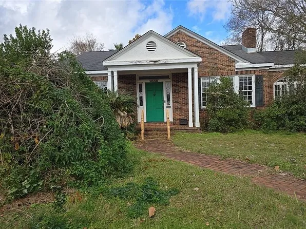 2050 Marye St, Alexandria, LA 71301