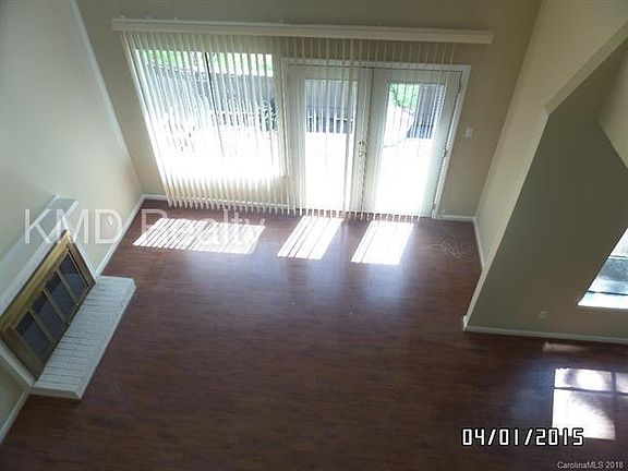 3rd image of 11222 Carmel Chace Dr