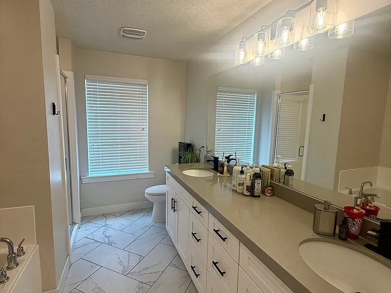 603 E Mill Farm Ct — Photo 10
