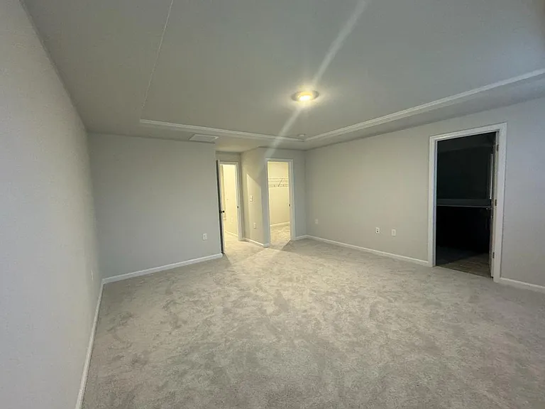 2210 Kasota Ln — Photo 10