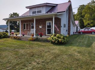 107 Rabbit Ln, Falls, PA 18615