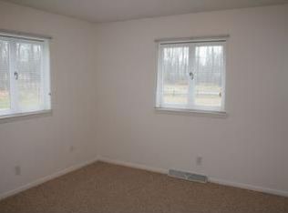 2641 W Chippewa River Rd, Midland, MI 48640