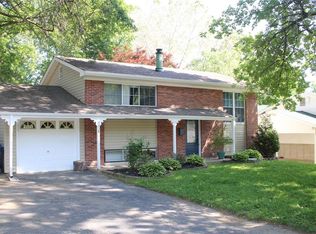 5228 Ville Maura Ct, Hazelwood, MO