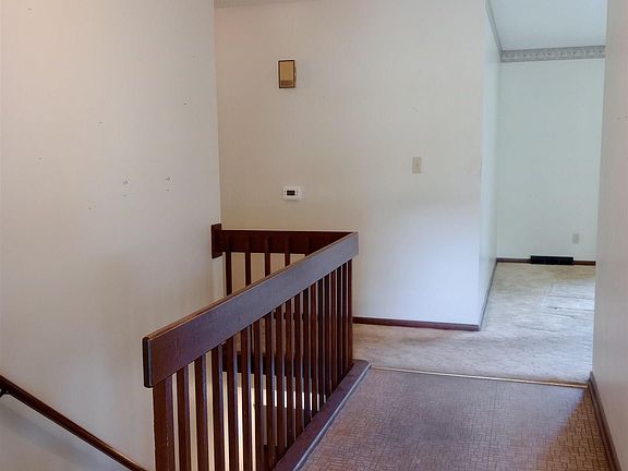 2nd image of 114 W 5th St