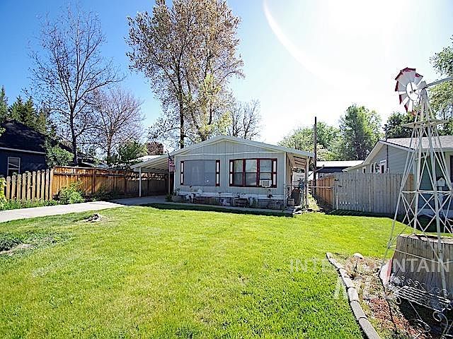 Listing photo