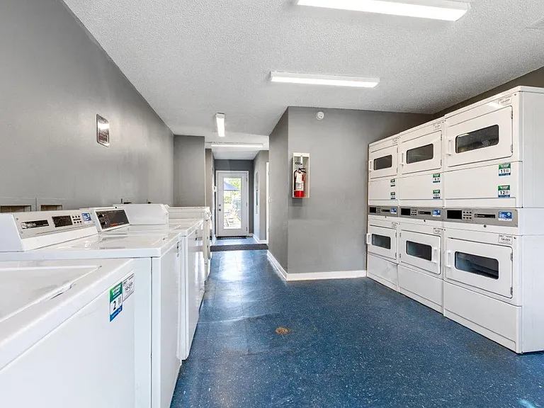 Wexford Apartment Homes — Photo 14