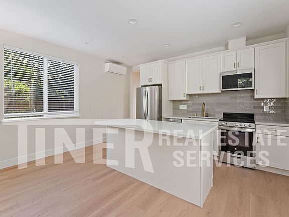 3rd image of 1314 Q St #4