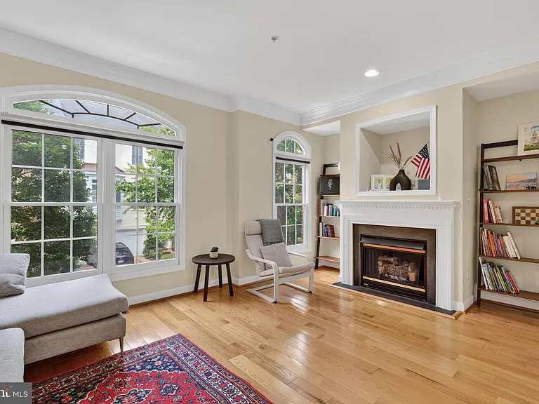 8814 Hunting Lodge Ct — Photo 25