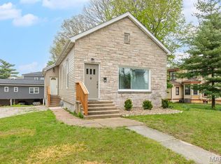 523 Hillsboro Ave, Edwardsville, IL 62025