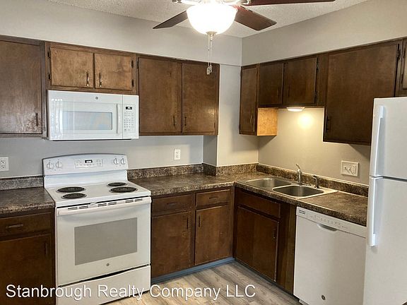 2nd image of 411 W 1st St #102