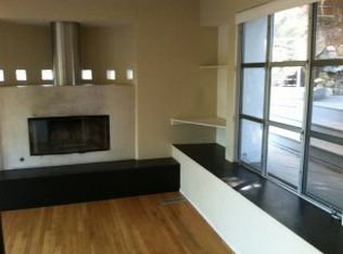 20290 Croydon Ln, Topanga, CA 90290