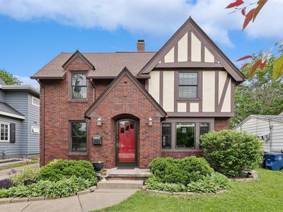 2009 Beaver Ave, Des Moines, IA, 50310