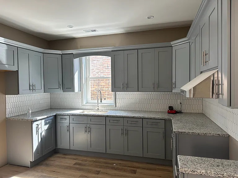 4425 S Sawyer Ave #1 — Photo 1