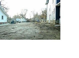 941 Oakland Rd NE, Cedar Rapids, IA 52402