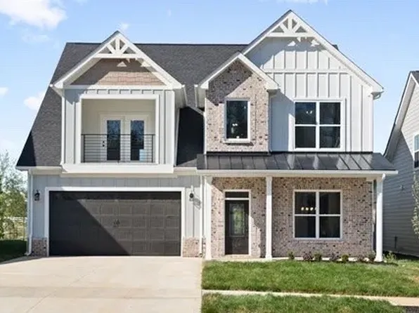 225 Daniel St, Pleasant View, TN 37146