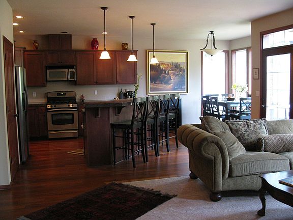 Kitchen w/Nook