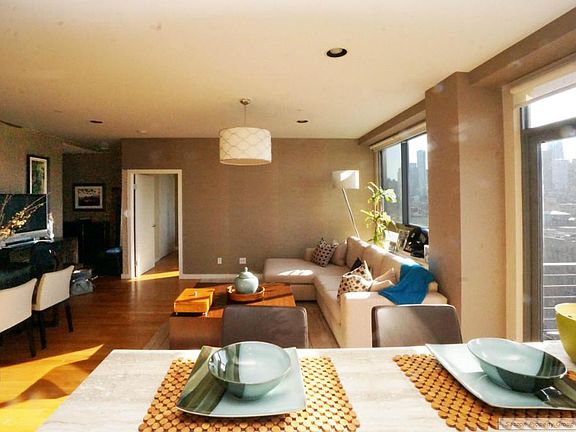 4th image of 40 Delancey St #10D
