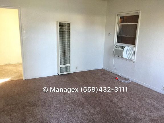 2nd image of 3116 E Princeton Ave