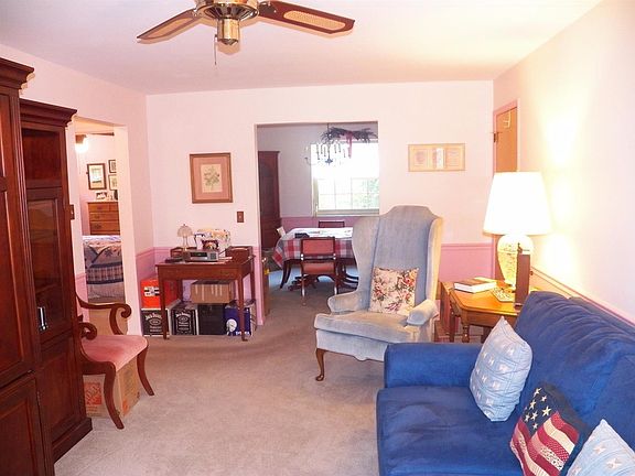5th image of 3136 Veazey Ave