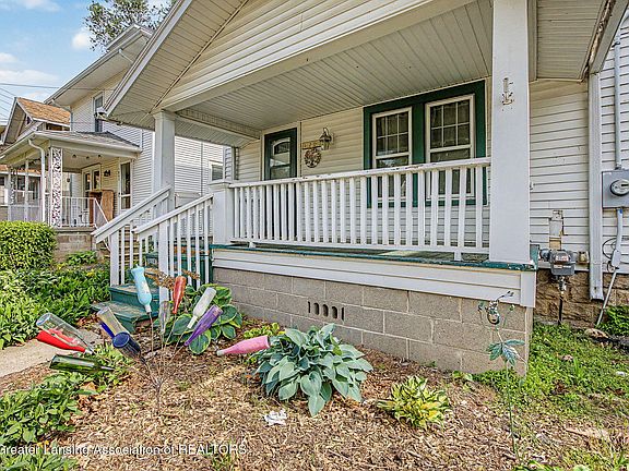 3rd image of 1207 Edward St