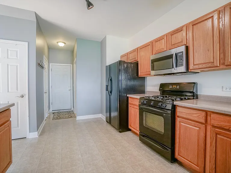 553 Telluride Dr — Photo 9