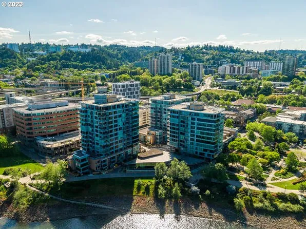 1930 S River Dr #W106, Portland, OR 97201
