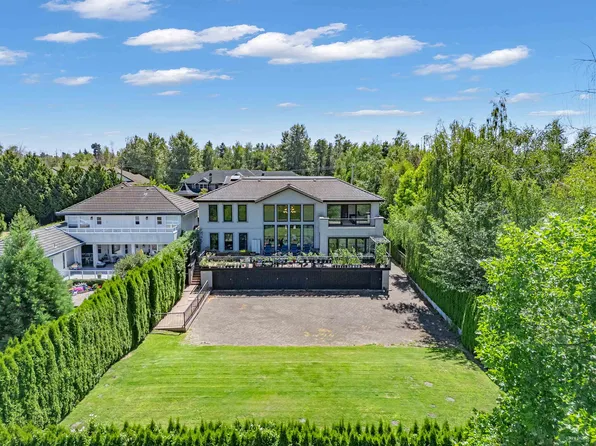 10651 Granville Ave, Richmond, BC V6Y 1R5