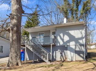 130 E Wadsworth Cir, Oak Ridge, TN 37830