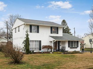 877 Olympia Dr, Columbus, OH 43207