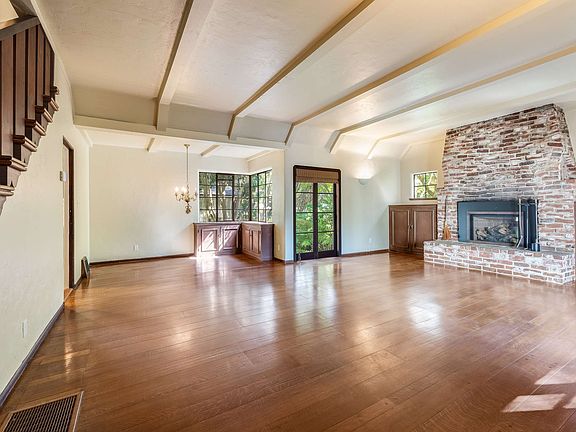 4th image of 1434 Fernwood Dr