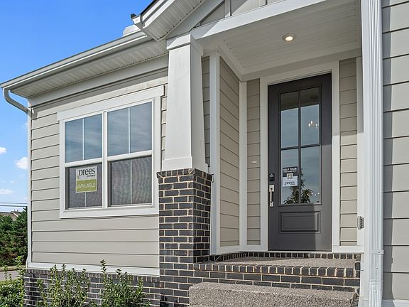 5th image of 1001 Cherry Tree Dr