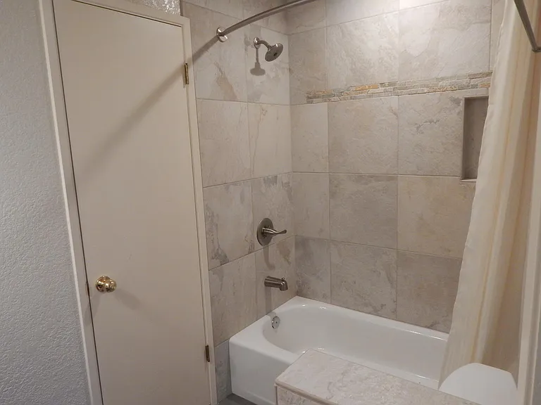 3405 Morro Bay Ave — Photo 2