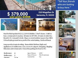 210 Magellan Dr, Sarasota, FL 34243