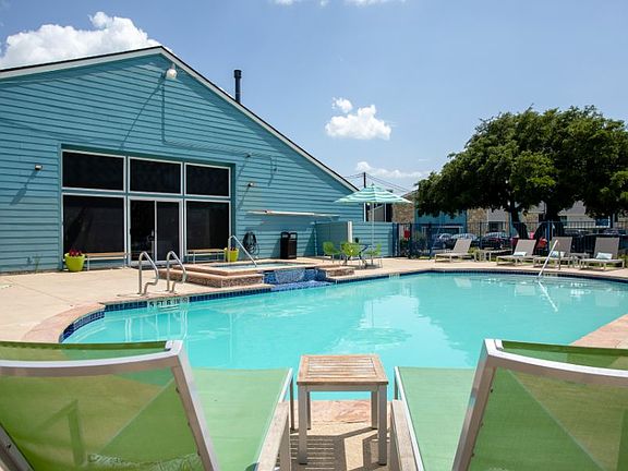 2nd image of 302 Apple Creek Dr #7-710