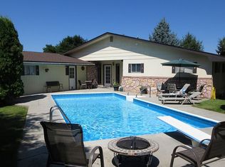 916 Parkview Way, Missoula, MT 59803