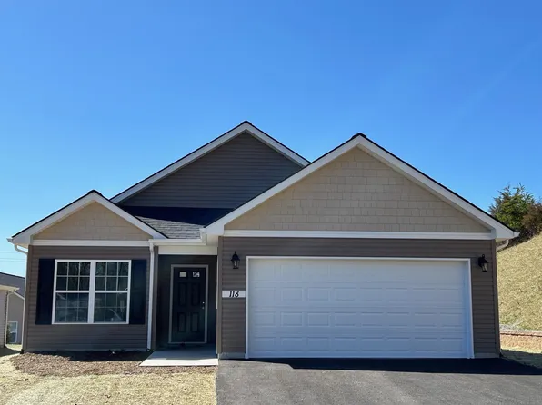 118 Aaliyah Ln, Radford, VA 24141