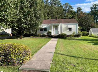 207 Elm St, Clinton, SC 29325