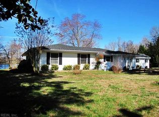 900 W Riverside Dr, Lanexa, VA 23089