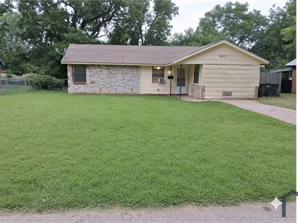 1813 Lariet Ln, Del City, OK 73115