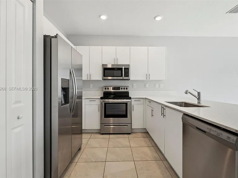 28625 SW 132nd Ct — Photo 8