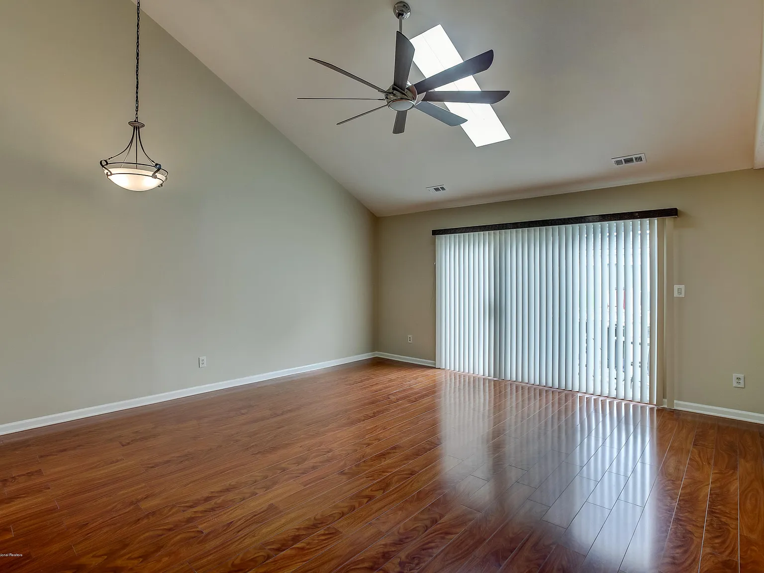 2 bed, 1293 sqft, $3,500 — Photo 4