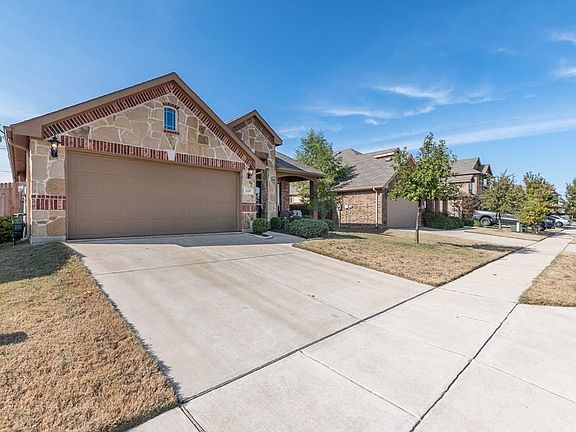 2nd image of 1120 Wheatear Dr