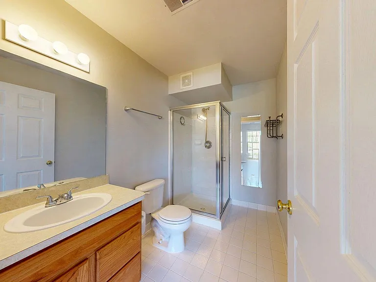 1376 Addington Ln — Photo 14
