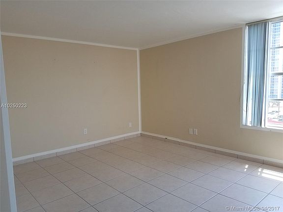 3rd image of 2899 Collins Ave APT 615