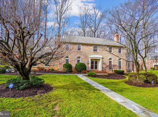 1114 Old Cedar Rd, Mc Lean, VA 22102