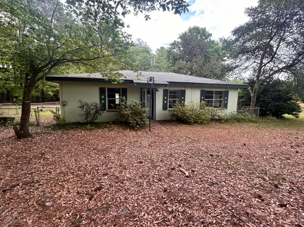 494 Ulmer Lake Dr, Walterboro, SC 29488