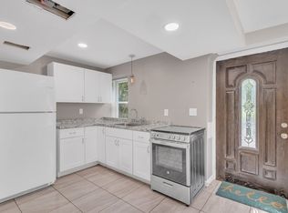 1638 Parker St, Springfield, MA 01128