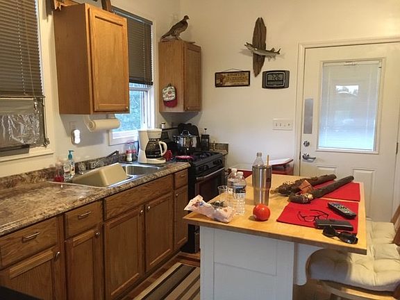 3rd image of 1070 Indian Meadow Ln